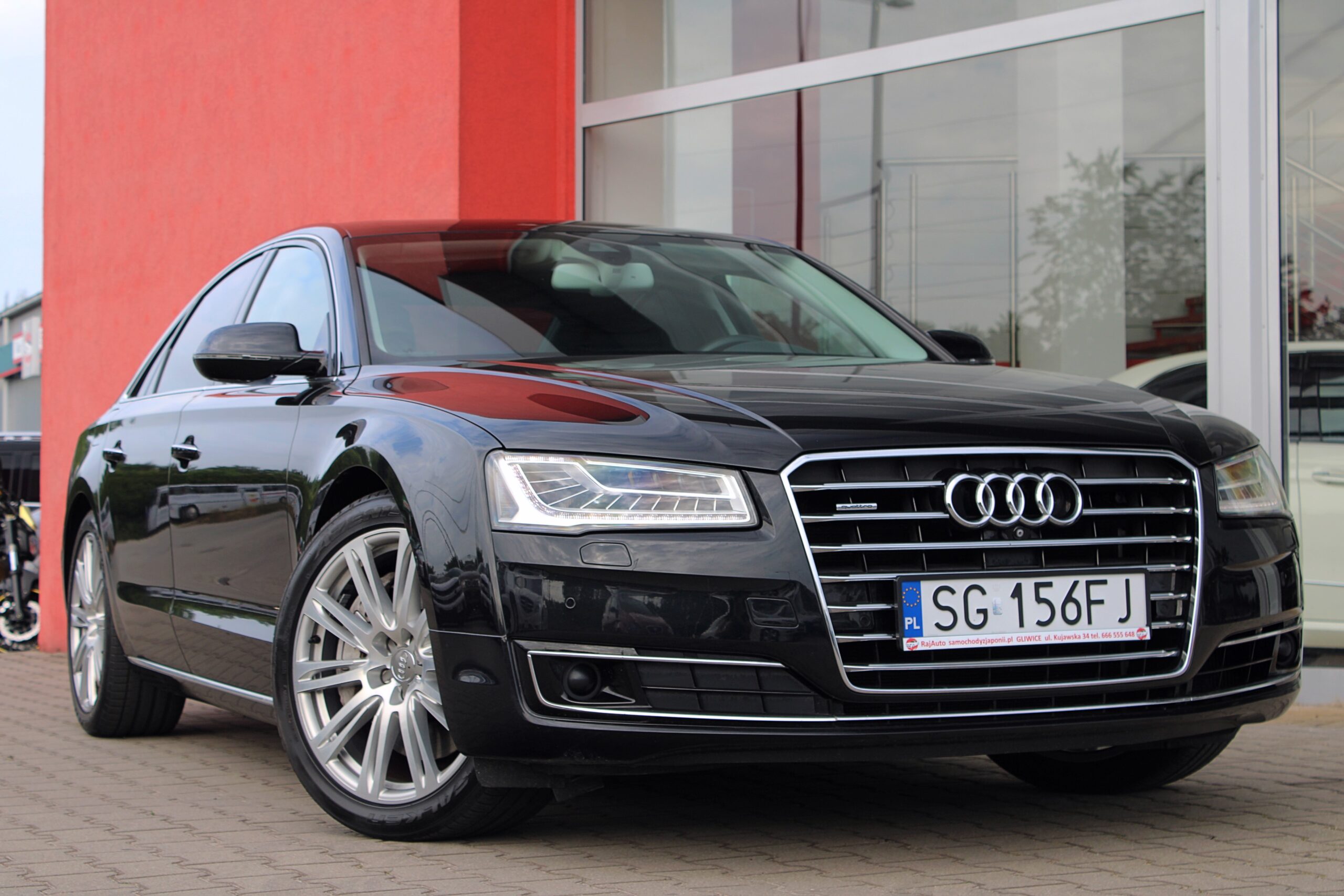 Audi A8 Quattro 4.0 TFSI #Lift #BOSE #Valcona