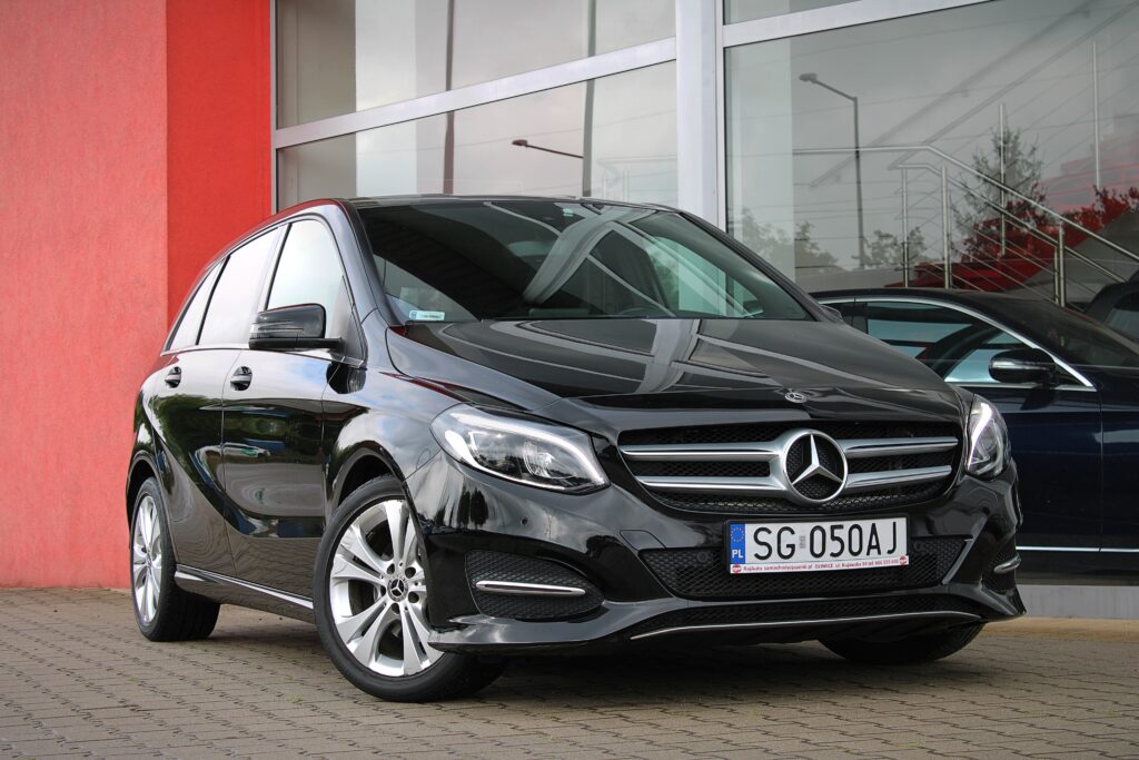 Mercedes B220 4Matic #Applecar #LED #Keyless